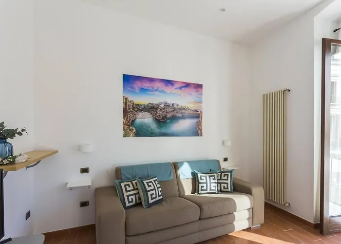 Dimora Donna Vittoria شقة